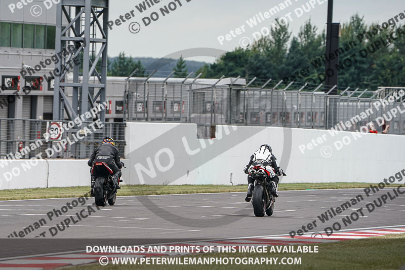 donington no limits trackday;donington park photographs;donington trackday photographs;no limits trackdays;peter wileman photography;trackday digital images;trackday photos